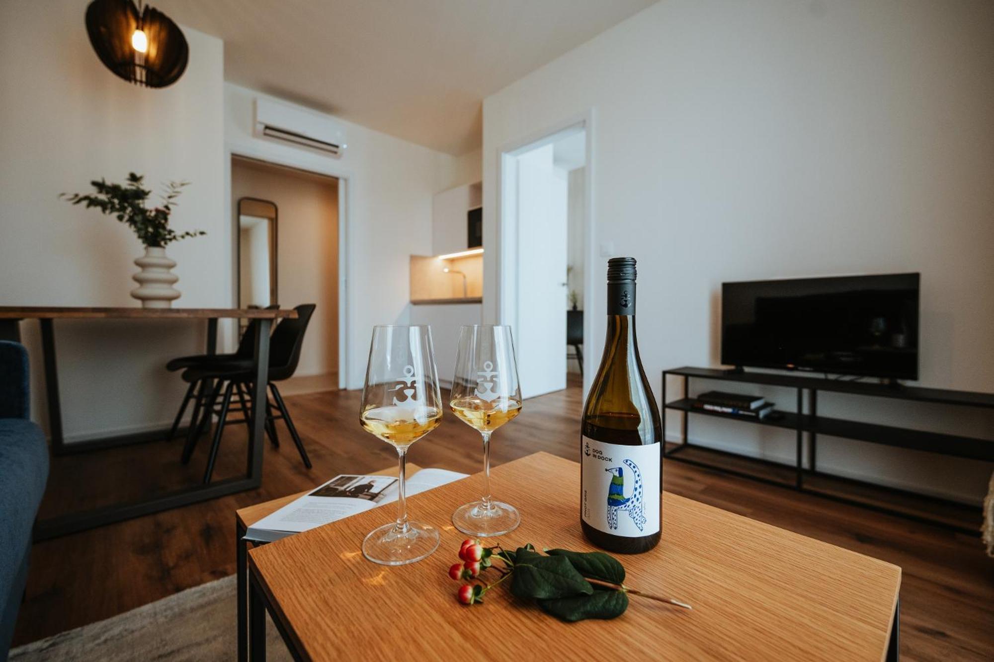 Apartmany Dog In Dock Veselí nad Moravou Exteriér fotografie